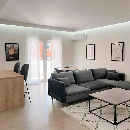 Eclectic 2br In The Bllok - Nook Apartment Tirana